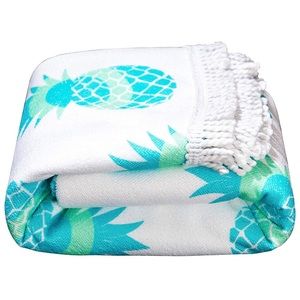 🐳🐬🐟Aqua Pineapple Print Round Beach Towel🐳🐬🐟